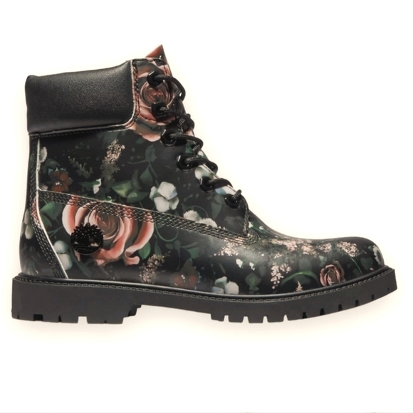 Timberland Waterproof Boots Floral NWB Size 7 - Picture 1 of 6
